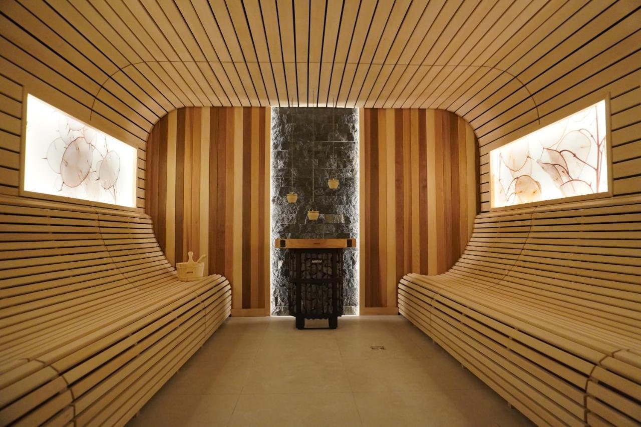 Hotel Ensana Aquahouse Saints Constantine and Helena Exterior foto A Finnish sauna