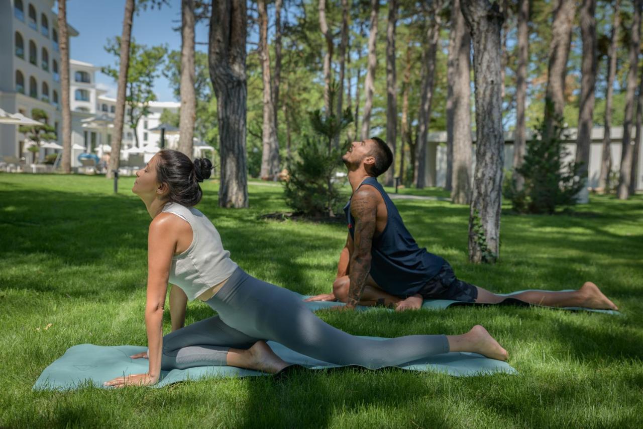 Hotel Ensana Aquahouse Saints Constantine and Helena Exterior foto Bhujangasana